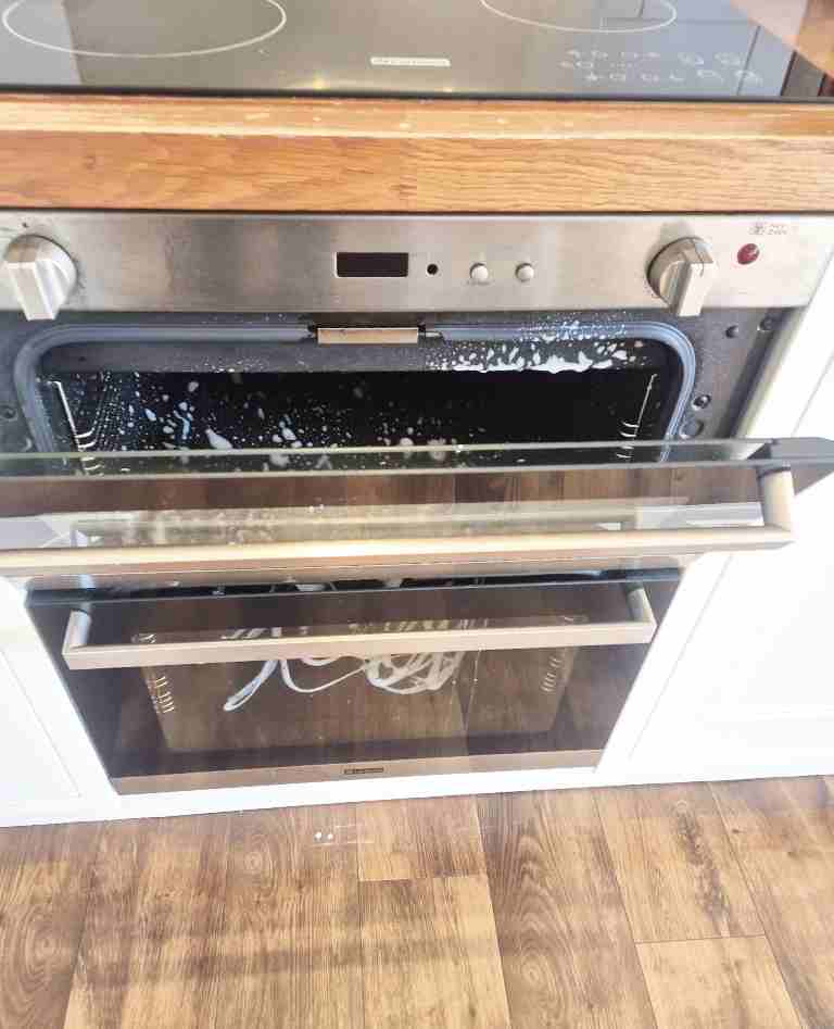 Penicuik Cleaners, Oven Cleaning, Home Cleaning, Midlothian