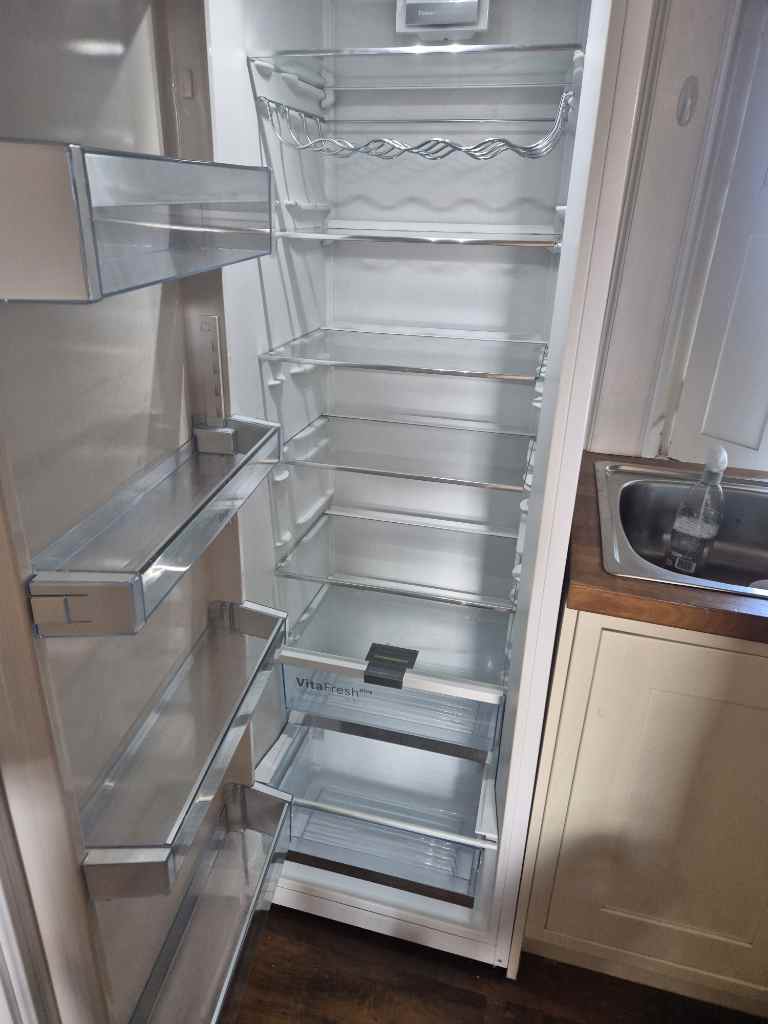 Penicuik Cleaners, deep clean, fridge freezer and oven cleans, kitchen cleans, Midlothian